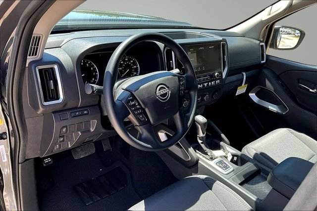 New 2026 Nissan Frontier SV w/ All-Weather Content Package AWD/4WD image 7