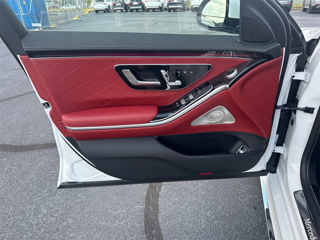 New 2026 Mercedes-Benz S 580 4MATIC Sedan image 11