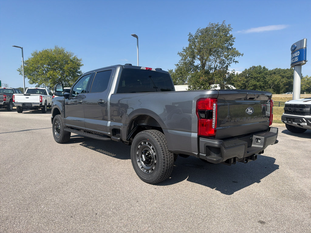 New 2027 Ford F250 XLT w/ XLT Premium Package AWD/4WD image 7