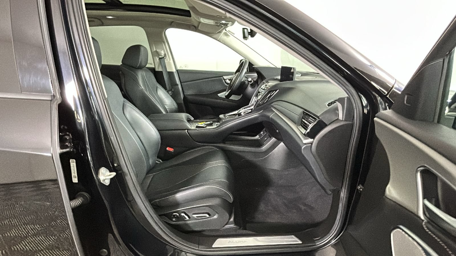 Used 2020 Acura RDX w/ Advance Package AWD/4WD image 33