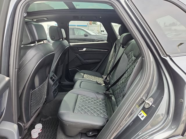 Used 2024 Audi SQ5 Prestige w/ Prestige Package AWD/4WD image 10
