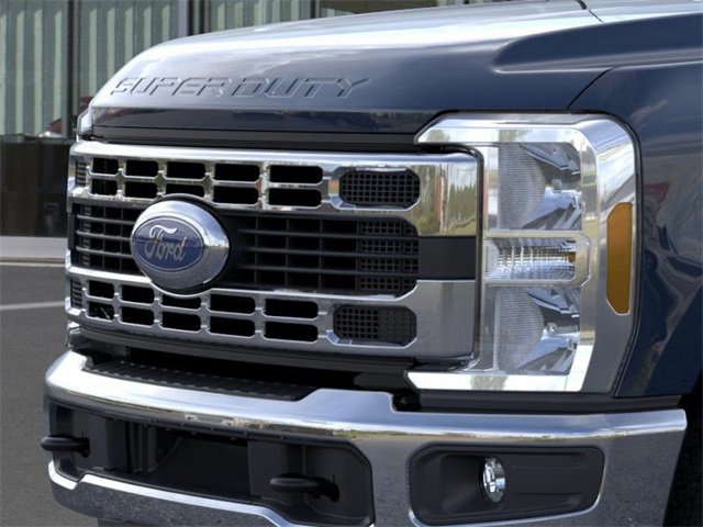 New 2025 Ford F250 XLT w/ FX4 Off-Road Package image 17