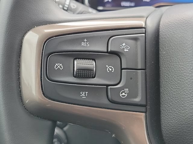 Used 2024 Chevrolet Silverado 2500 High Country w/ Technology Package AWD/4WD image 24
