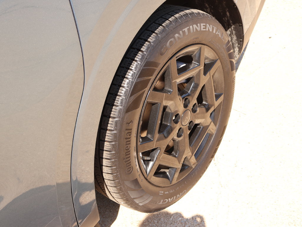New 2027 Kia Carnival SX w/ Dark Edition Package FWD image 47