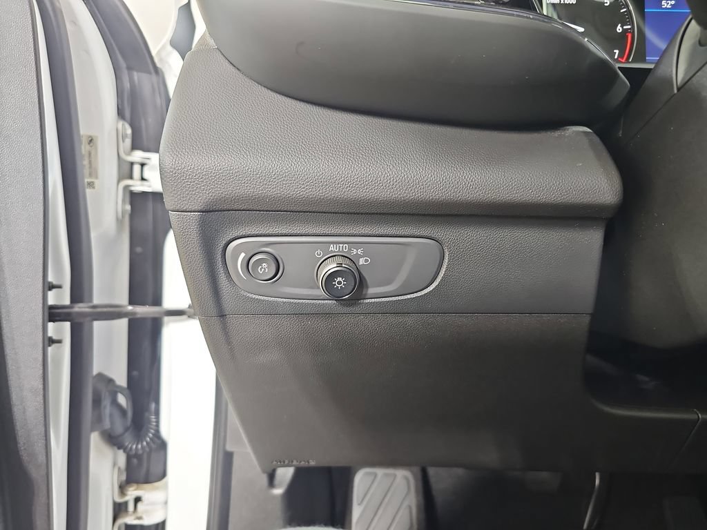 Certified 2023 Buick Envision Preferred FWD image 31
