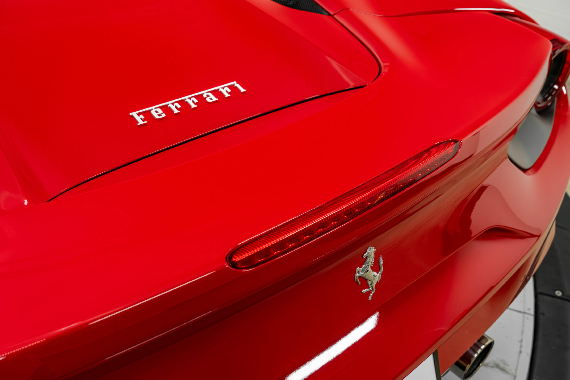 Certified 2018 Ferrari 488 Spider RWD image 51