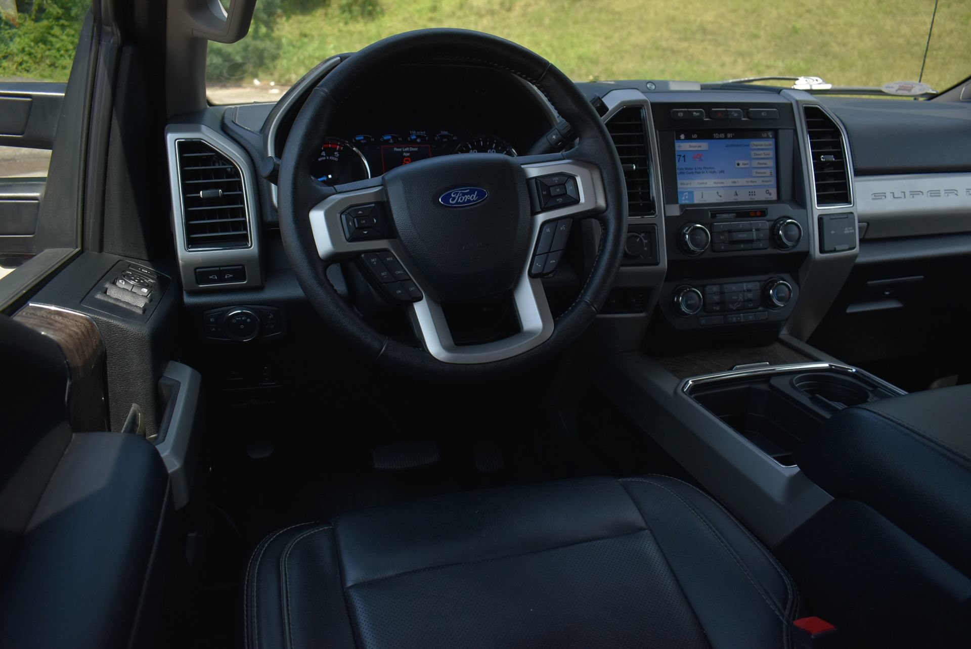 Used 2019 Ford F350 Lariat w/ Lariat Ultimate Package AWD/4WD image 19