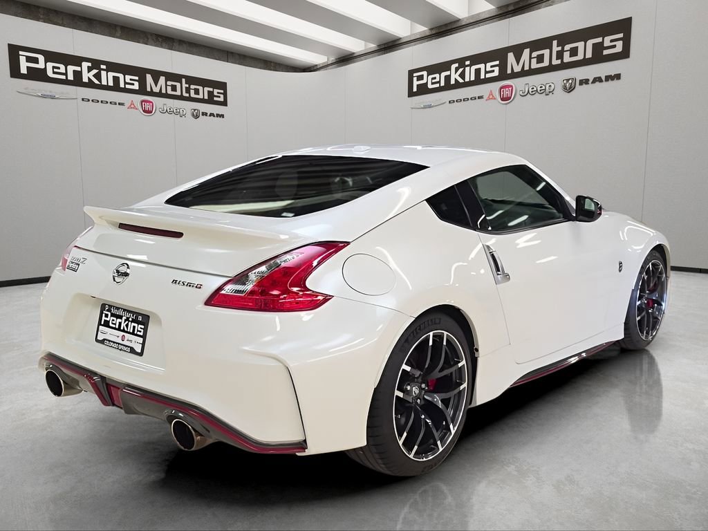 Used 2016 Nissan 370Z NISMO RWD image 6
