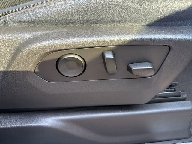 Used 2024 Chevrolet Silverado 1500 High Country w/ Z71 Off-Road Package image 31