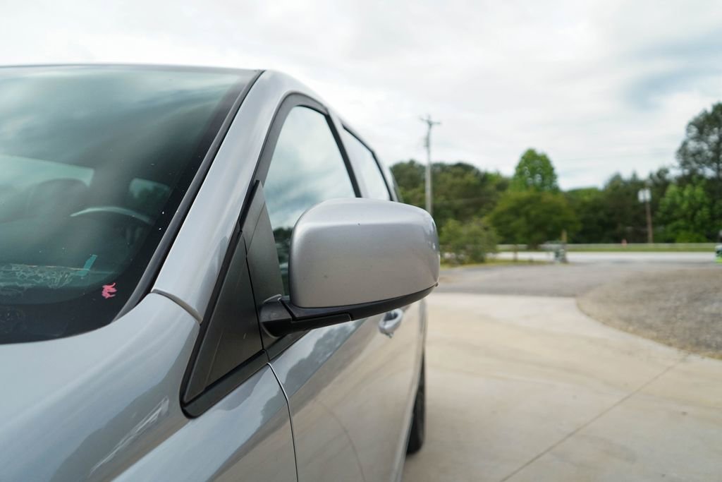 Used 2019 Dodge Grand Caravan GT FWD image 23