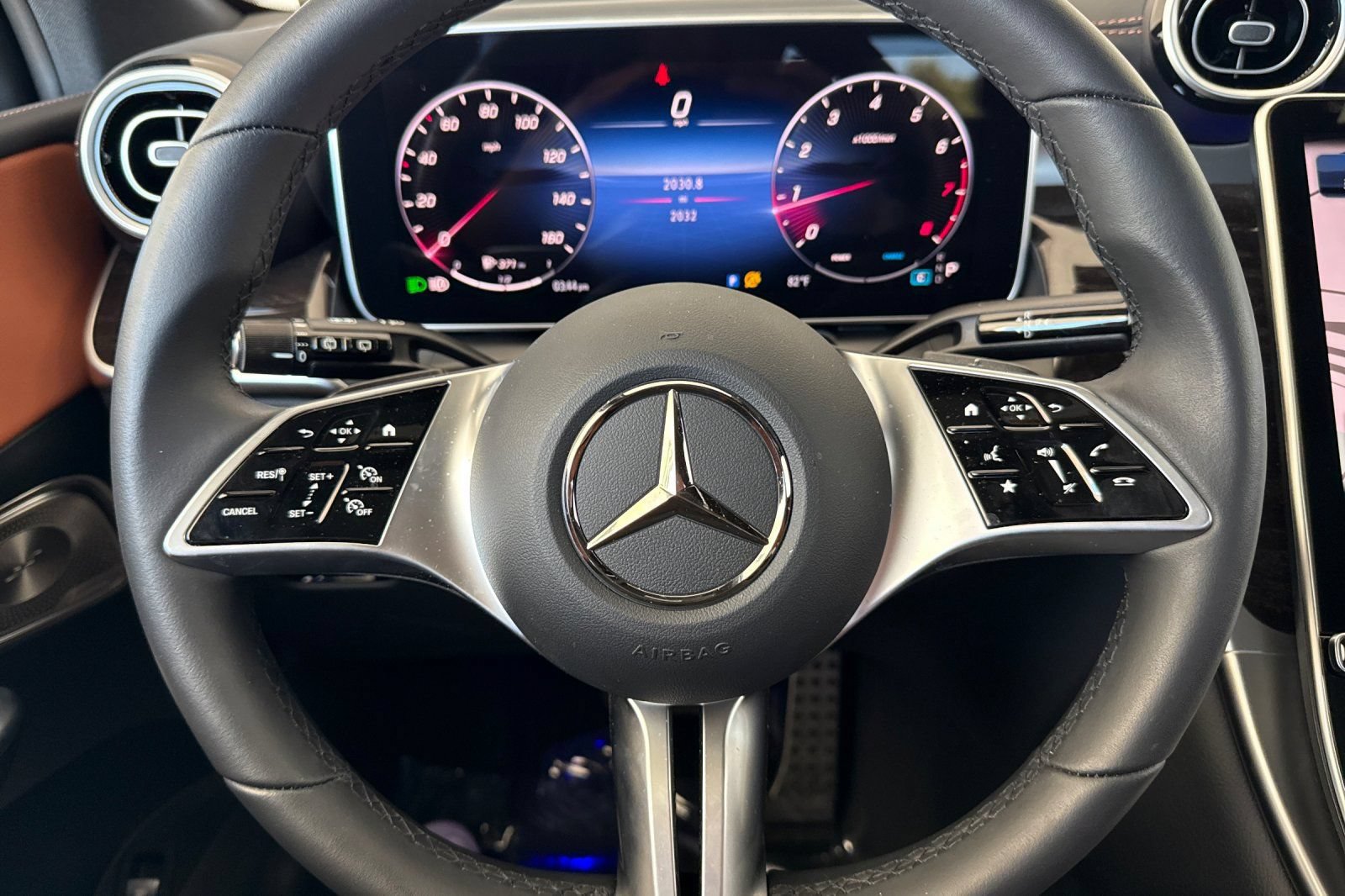 Certified 2024 Mercedes-Benz GLC 300 4MATIC image 30