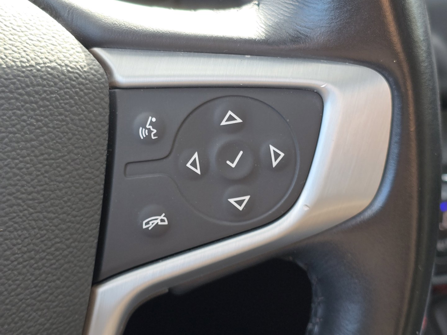 Certified 2021 GMC Terrain SLE w/ Driver Convenience Package image 14