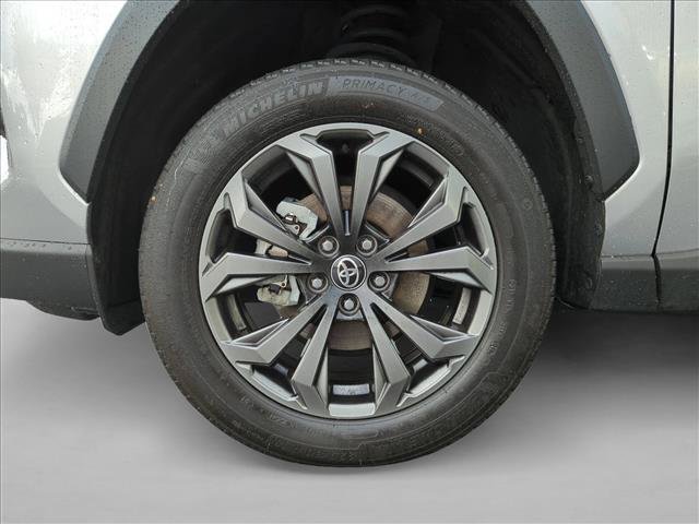 Used 2022 Toyota RAV4 Limited AWD/4WD image 24