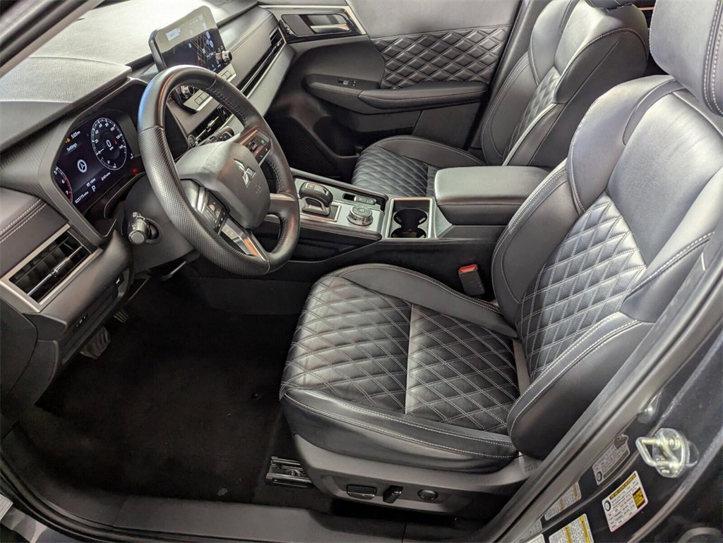 Used 2024 Mitsubishi Outlander SEL image 10