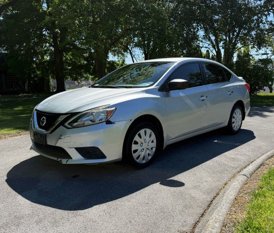 Used 2016 Nissan Sentra SV FWD image 5
