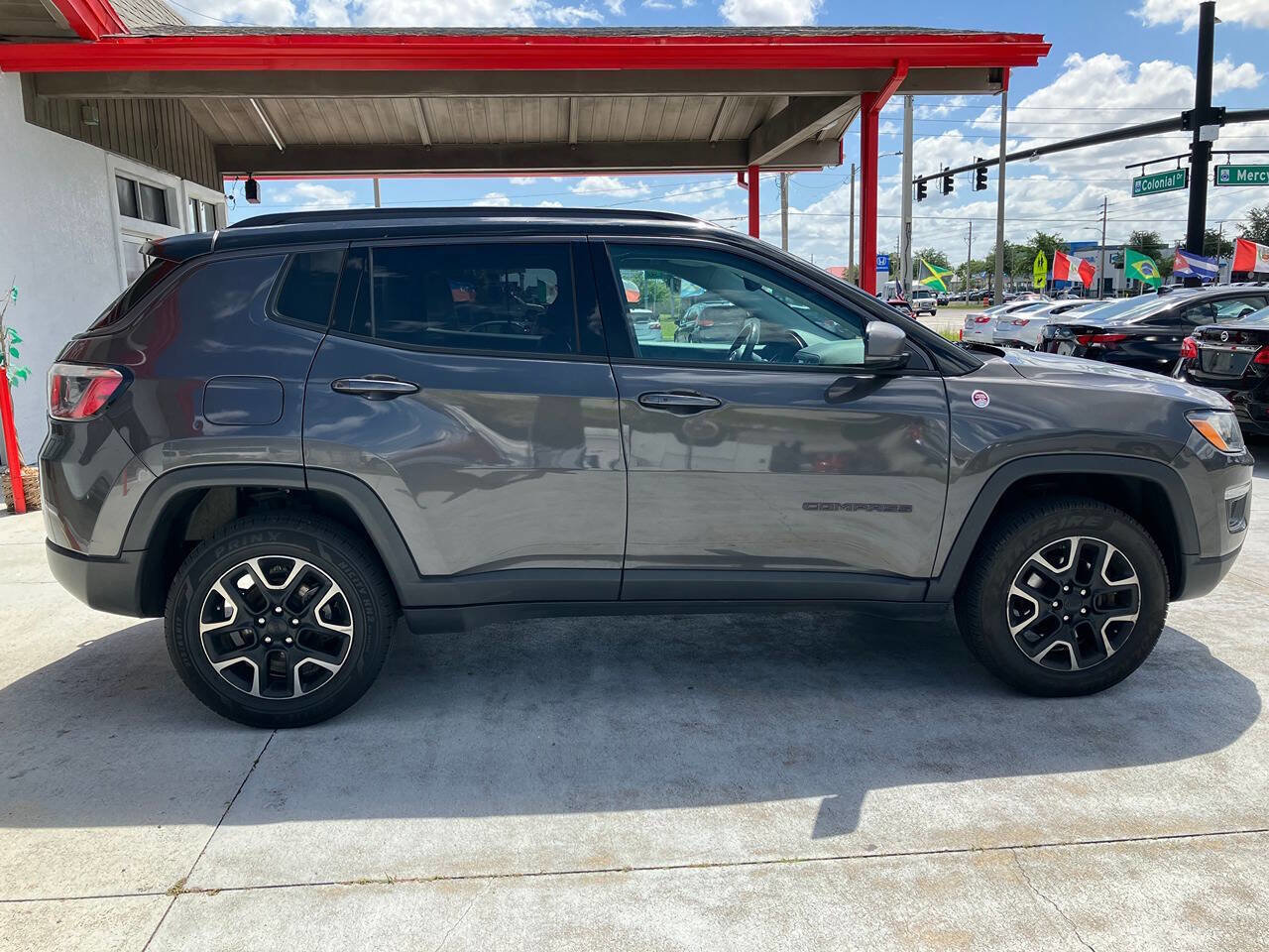 Used 2019 Jeep Compass Trailhawk AWD/4WD image 8