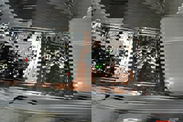 Used 2020 Bentley Flying Spur W12 image 22