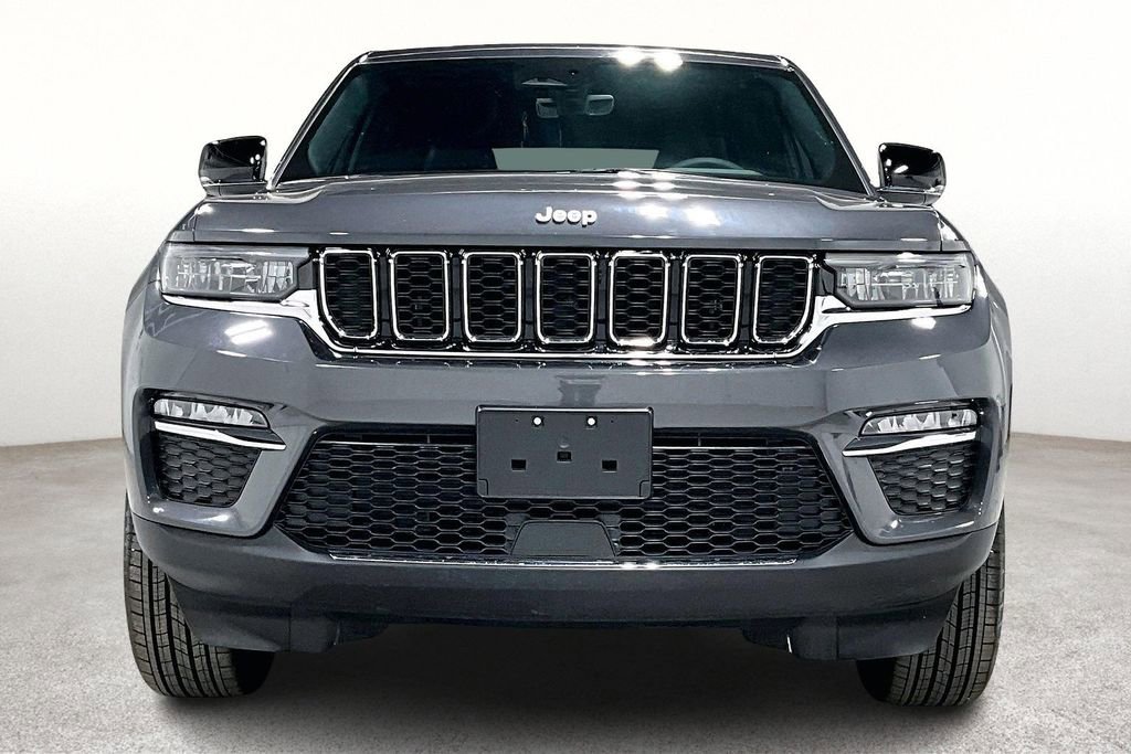 Used 2025 Jeep Grand Cherokee Limited image 5
