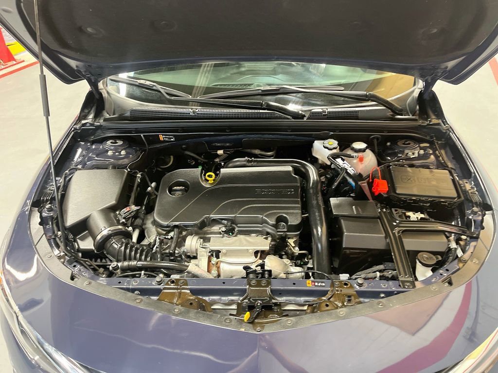 Used 2025 Chevrolet Malibu RS w/ LPO, Floor Liner Package FWD image 27