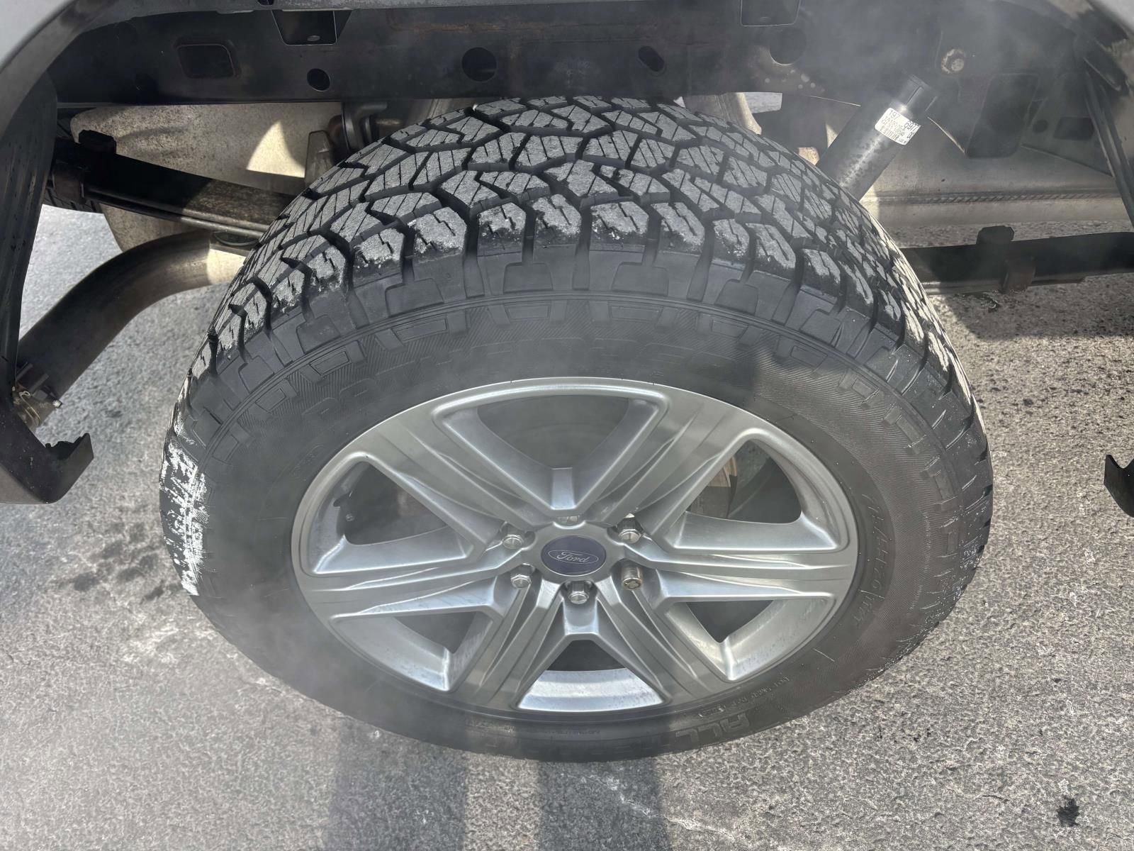 Used 2018 Ford F150 XLT w/ Equipment Group 302A Luxury image 12