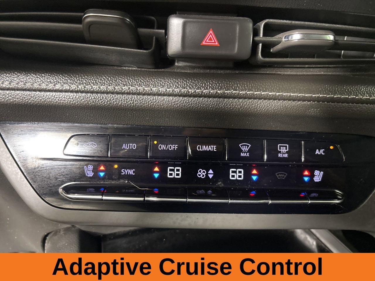 Used 2023 Buick Envision Avenir image 18