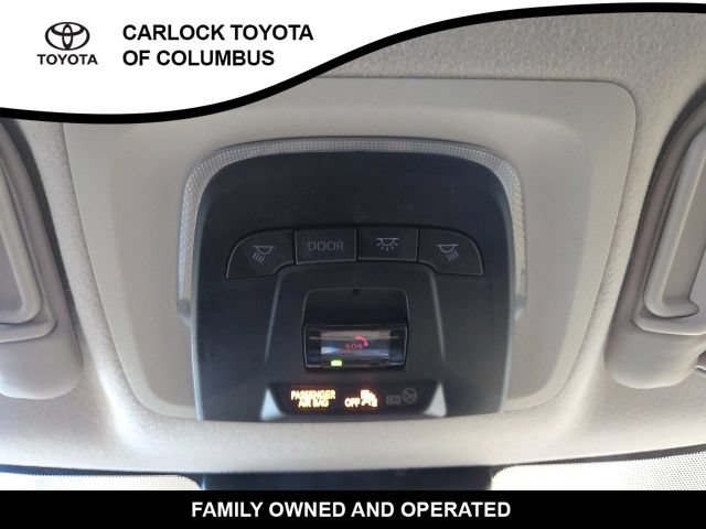 Used 2025 Toyota Corolla LE FWD image 29