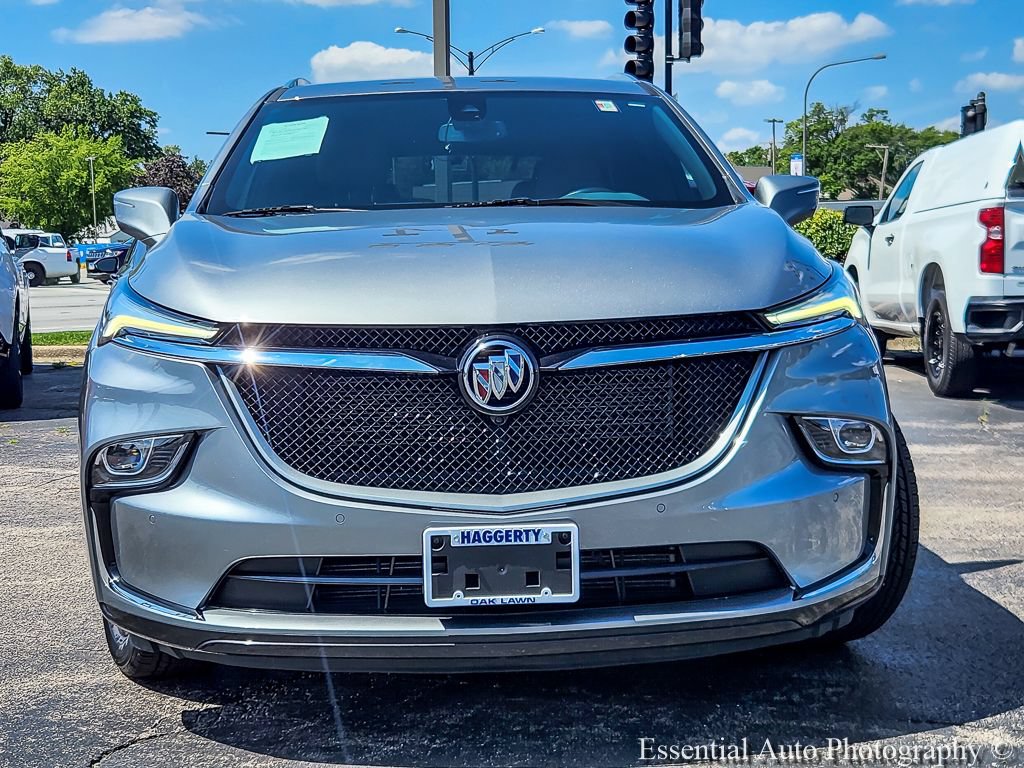 Certified 2023 Buick Enclave Essence w/ Sport Touring Edition FWD image 4
