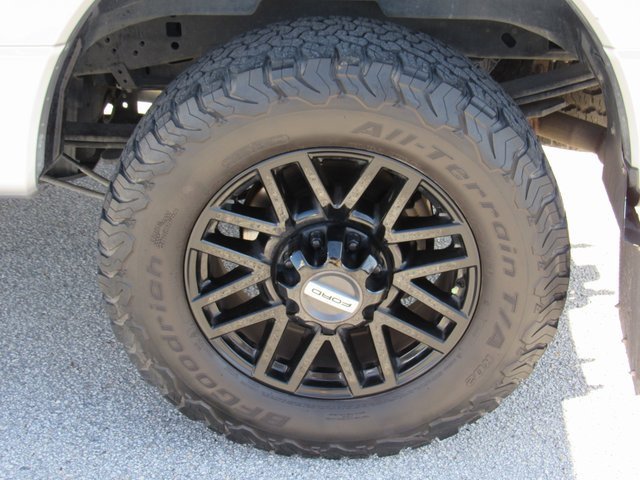 Used 2020 Ford F250 Lariat image 8