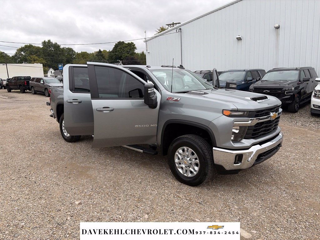 Used 2025 Chevrolet Silverado 2500 LT w/ All Star Edition AWD/4WD image 32