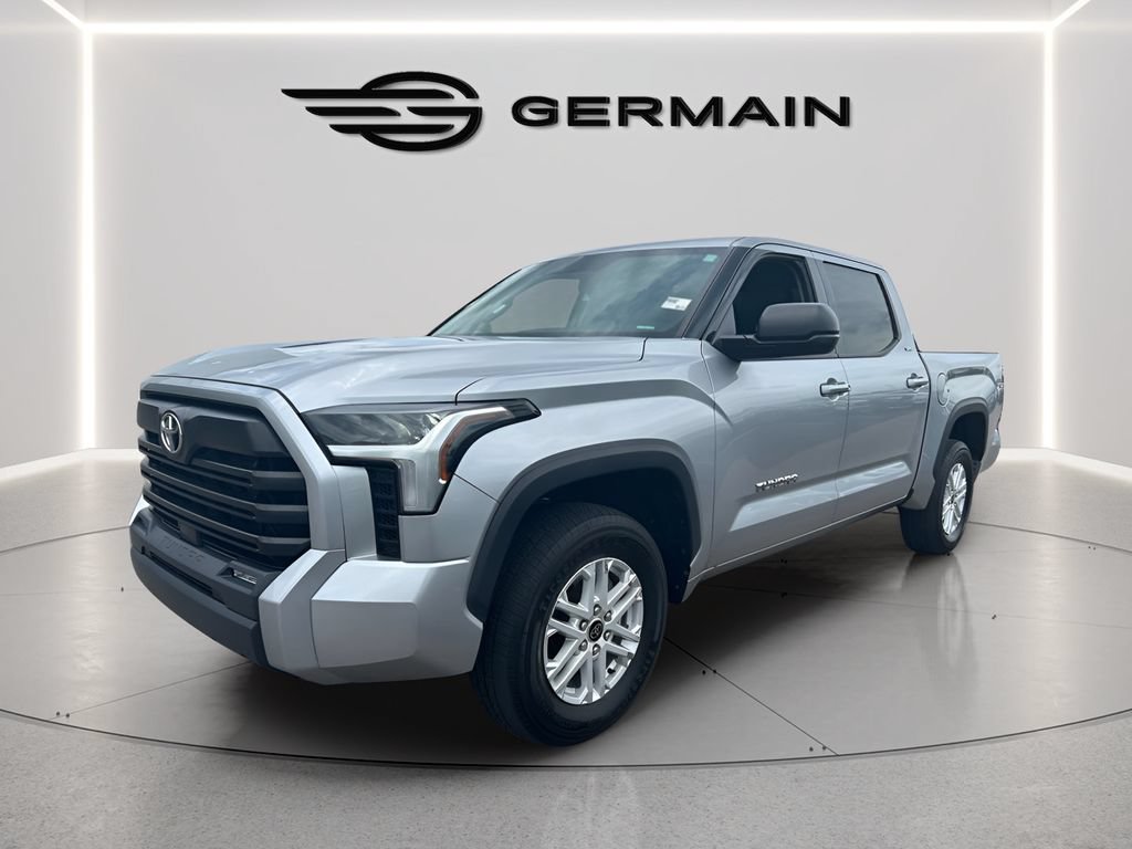 Used 2023 Toyota Tundra SR5 w/ SR5 Premium Package AWD/4WD image 4