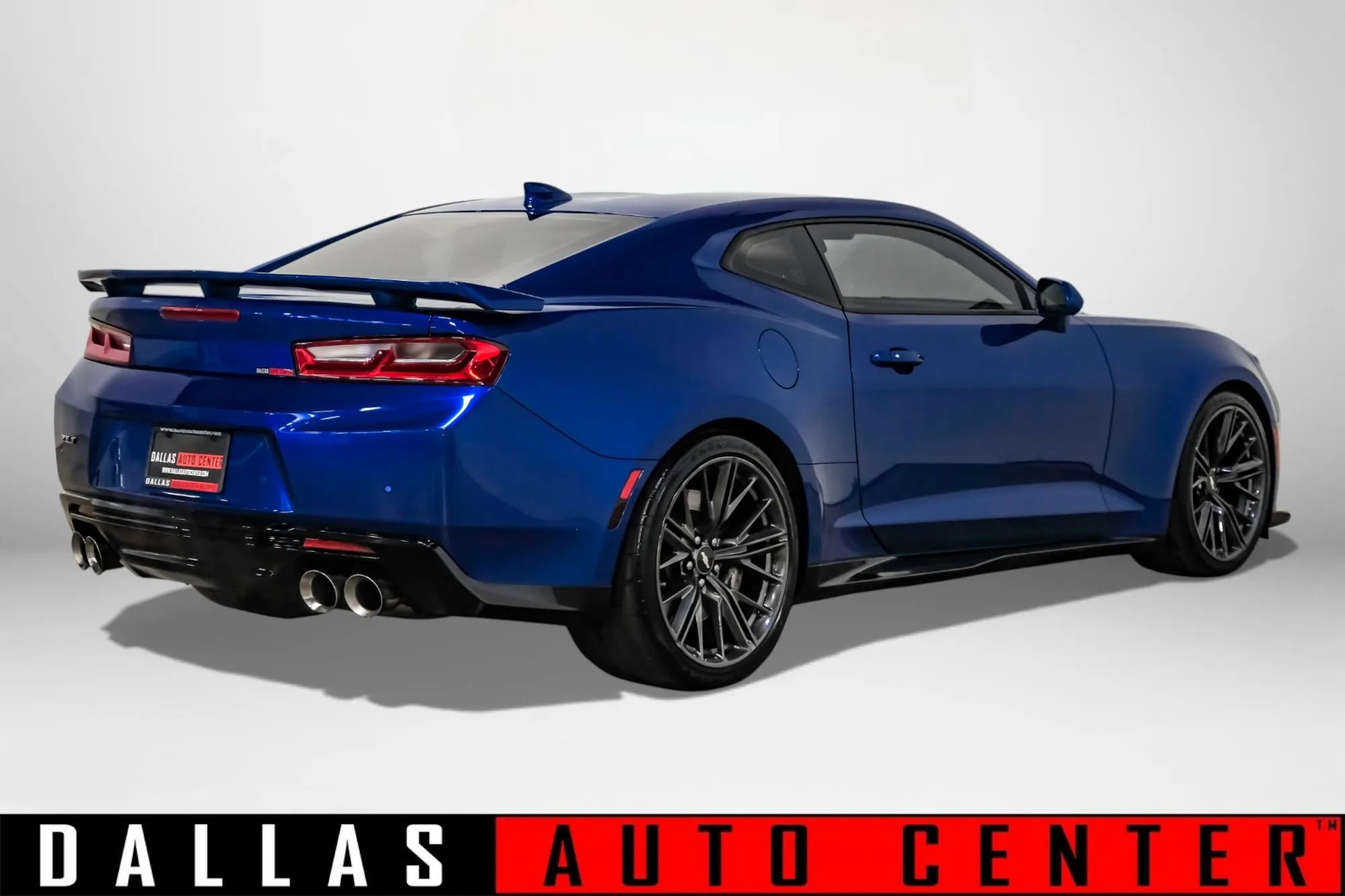 Used 2018 Chevrolet Camaro ZL1 image 4