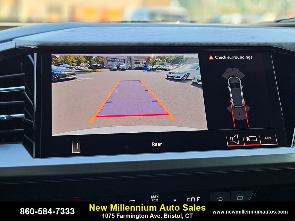 Used 2025 Audi Q4 e-tron Premium w/ Convenience Package image 22