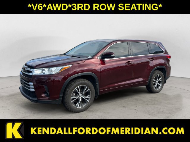 Used 2017 Toyota Highlander LE AWD/4WD image 1