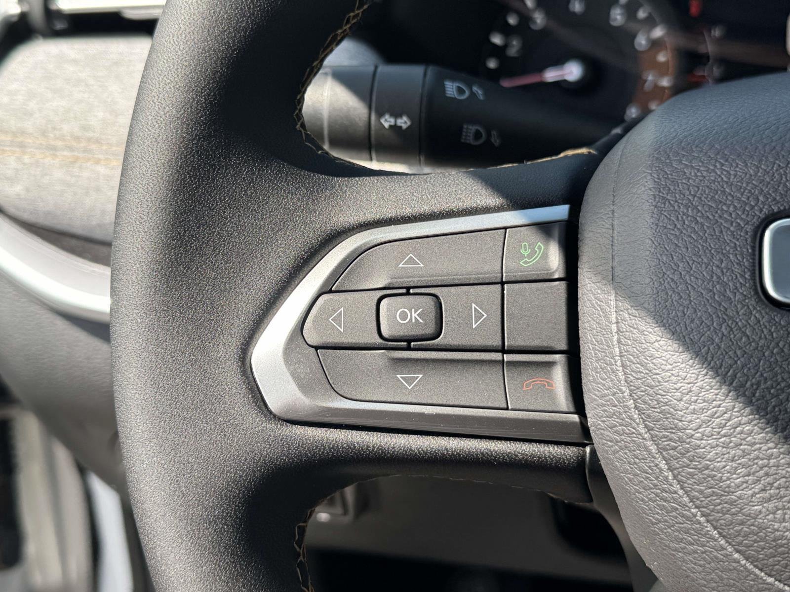 New 2026 Jeep Compass Latitude AWD/4WD image 10