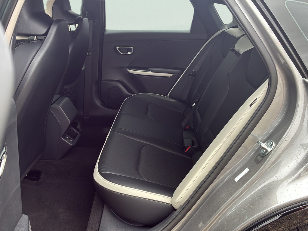 New 2026 Kia K4 EX FWD image 25