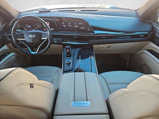 Certified 2024 Cadillac Escalade Premium Luxury image 18