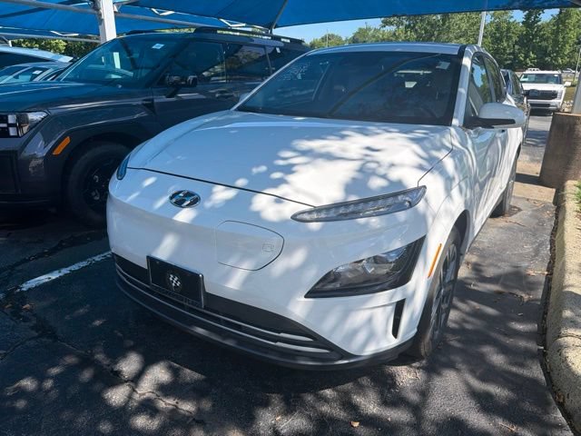 Used 2023 Hyundai Kona SE FWD image 12