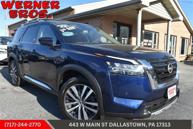 Used 2022 Nissan Pathfinder Platinum w/ Cargo Package image 1