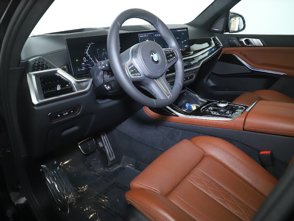 Used 2026 BMW X7 xDrive40i AWD/4WD image 31