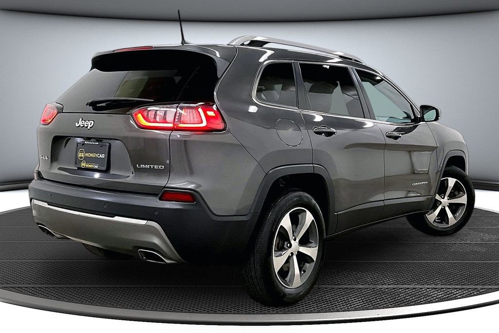 Used 2019 Jeep Cherokee Limited AWD/4WD image 6