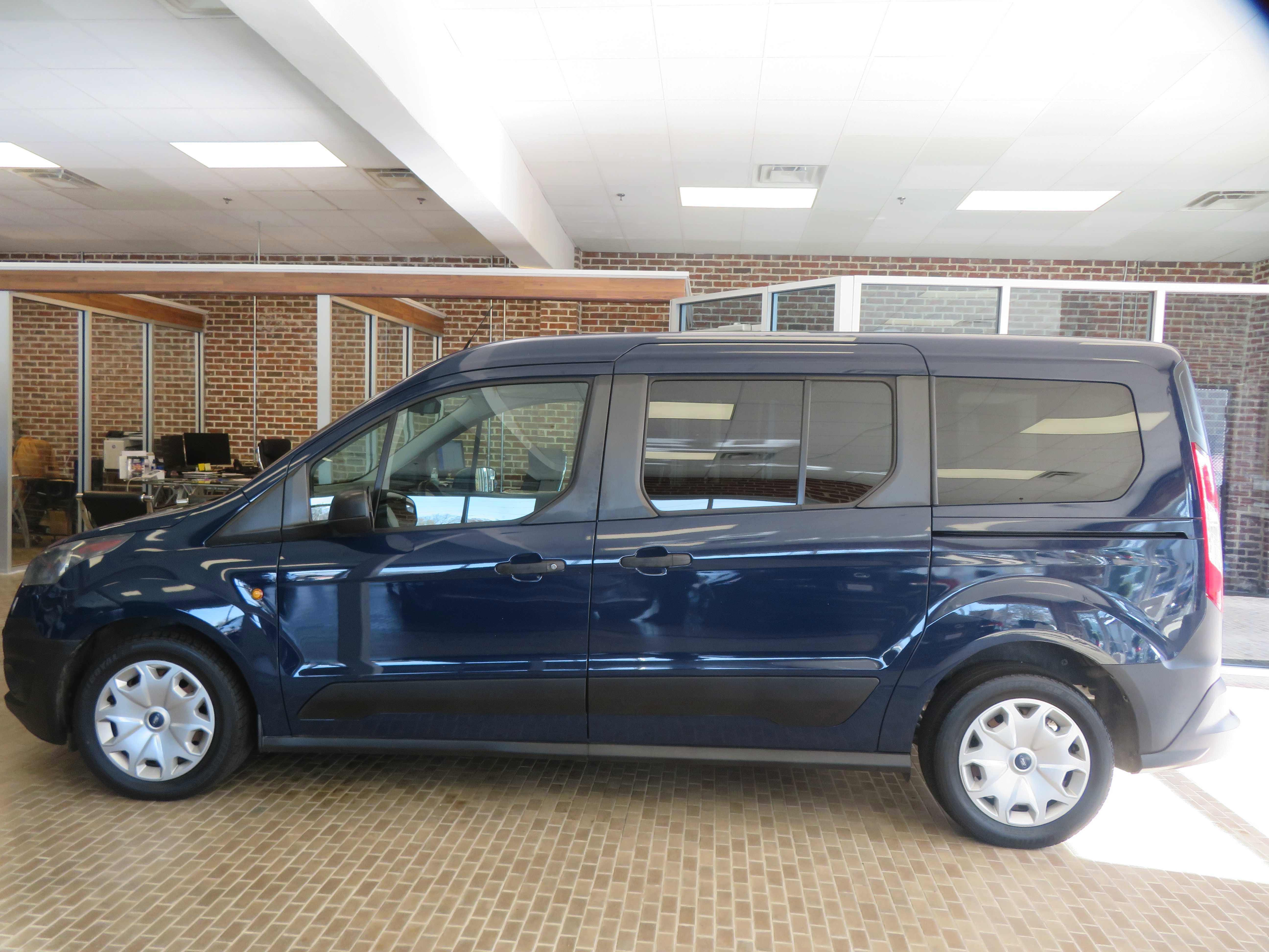 Used 2016 Ford Transit Connect XL image 60