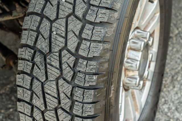 Used 2017 Ford F250 XLT w/ XLT Value Package AWD/4WD image 16