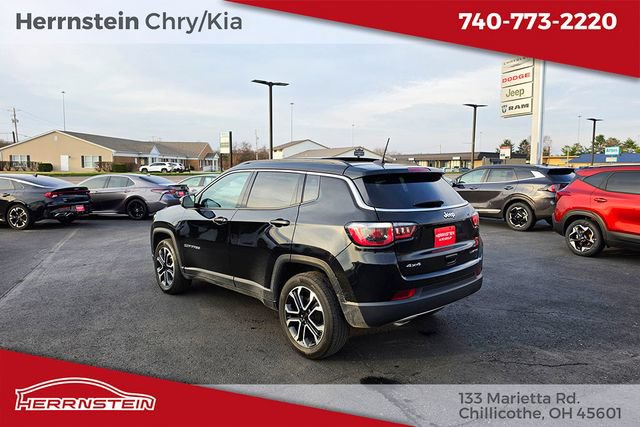Used 2023 Jeep Compass Limited w/ Sun and Sound Group AWD/4WD image 5