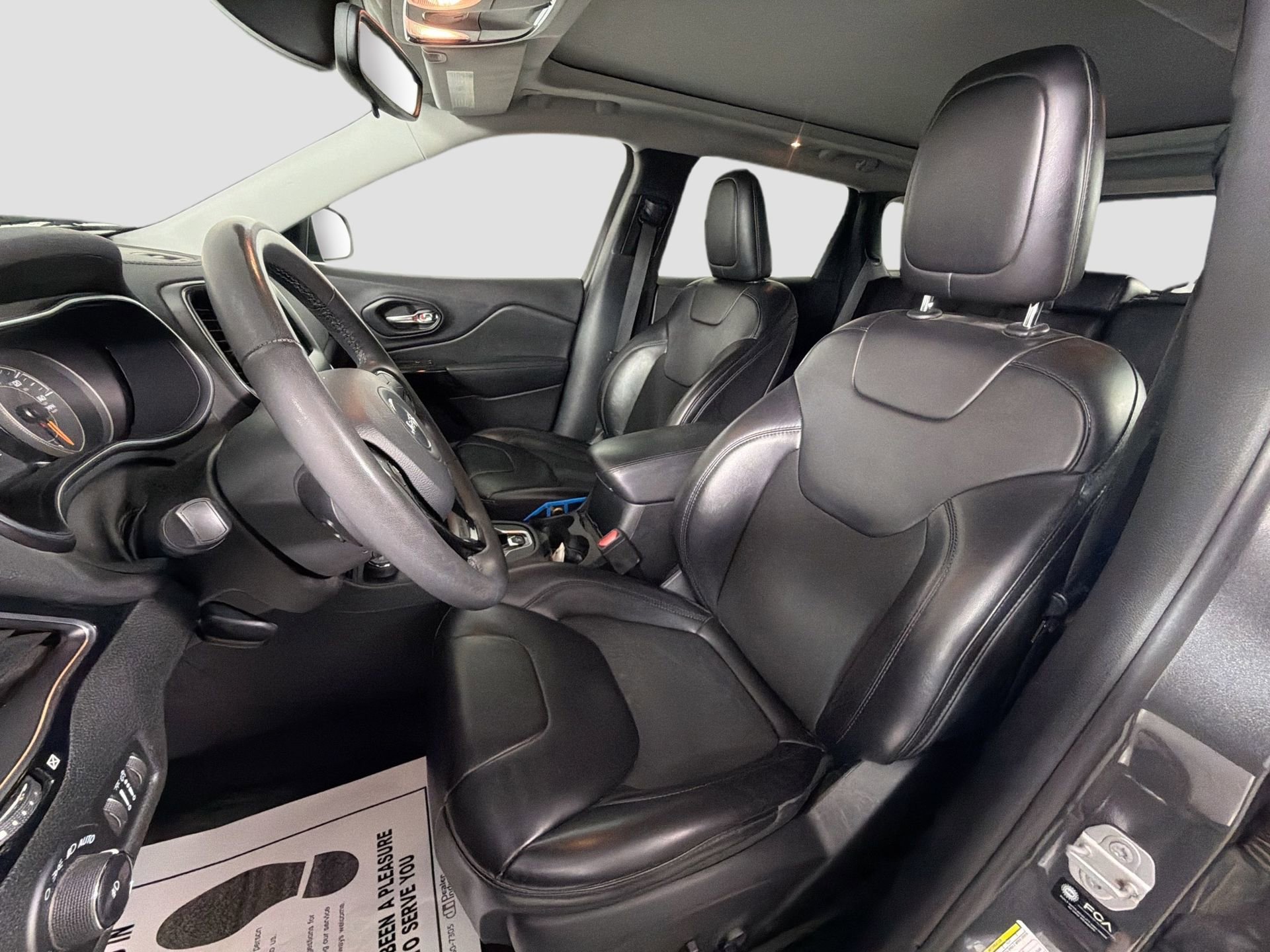 Used 2021 Jeep Cherokee Latitude Plus w/ Sun & Sound Group image 20