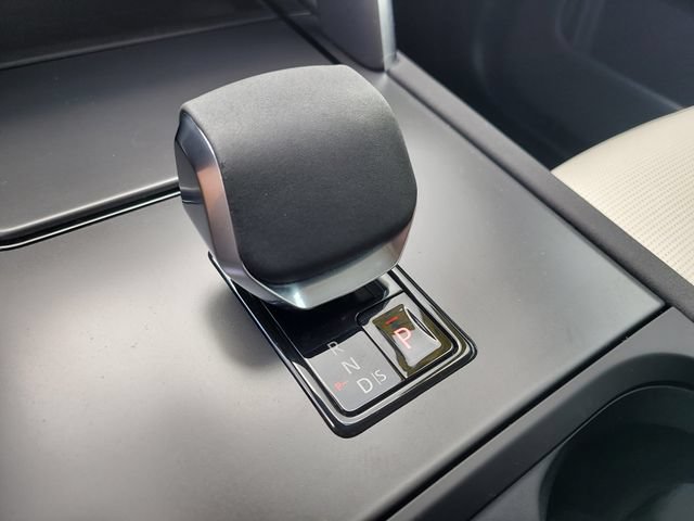 Used 2024 Land Rover Discovery Sport S AWD/4WD image 31