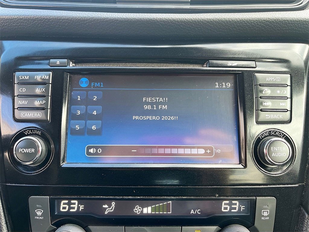 Used 2017 Nissan Rogue SL w/ SL Premium Package image 15