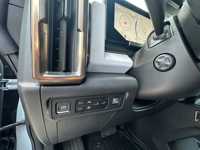 New 2025 GMC Hummer EV 2X image 16