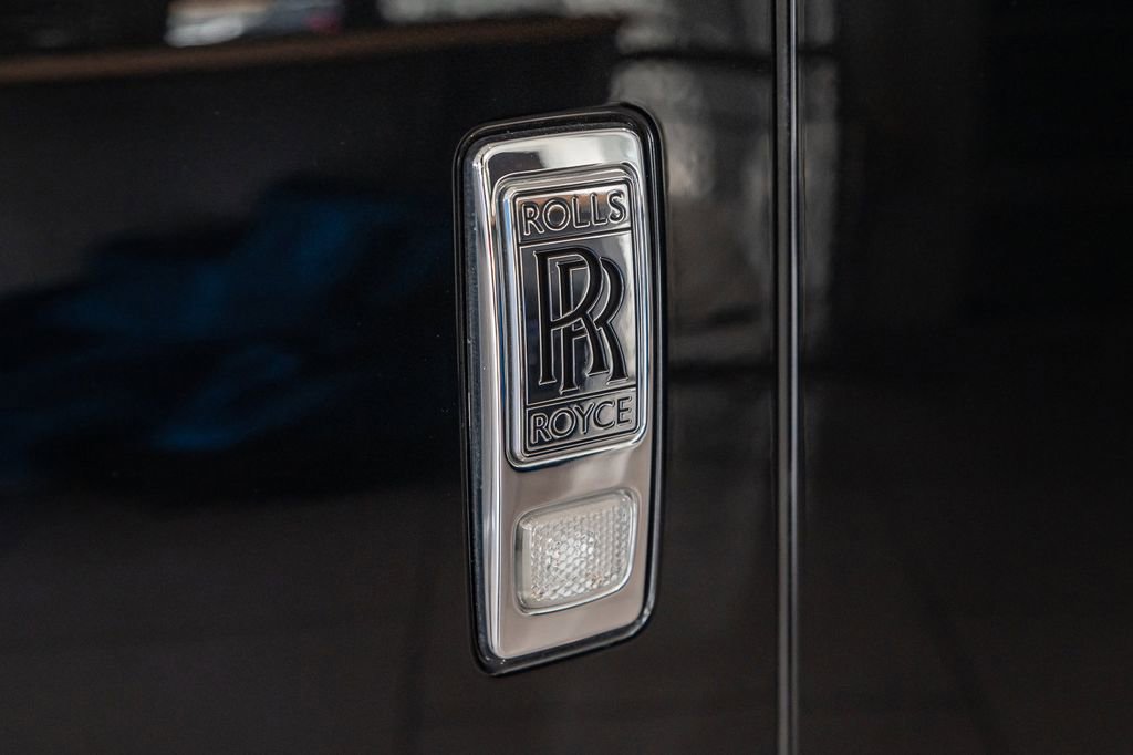 Used 2018 Rolls-Royce Ghost image 9