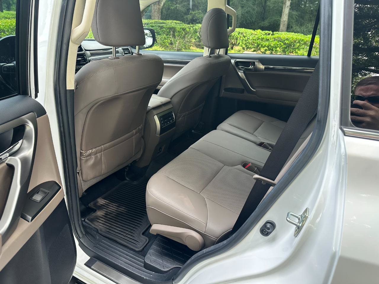 Used 2023 Lexus GX 460 Premium w/ Premium Package AWD/4WD image 16