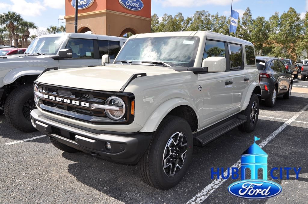 New 2026 Ford Bronco Outer Banks image 1